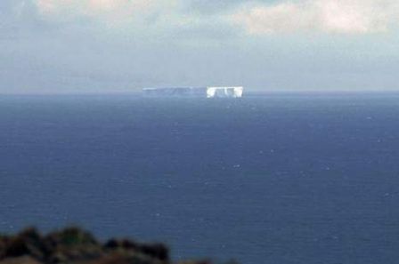 Iceberg_a_la_derive_en_Nouvelle_Zelande_01.jpg
