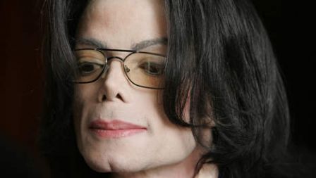 Michael_Jackson_-_Seringue_a_vendre.jpg